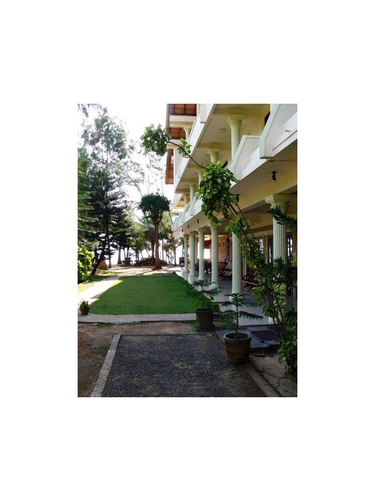 Time n Tide Beach Resort
