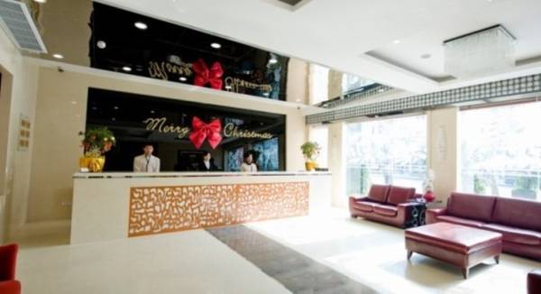 J. Real Residence Suites 