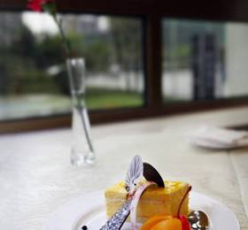 Sovereign Hotel Chengdu  в Чэнду