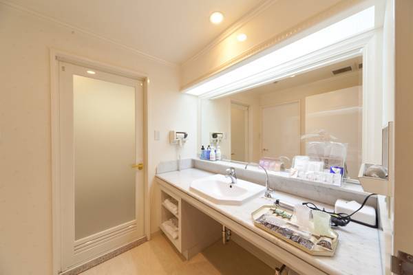 Hotel Fine Garden Juso 3* Япония, Осака
