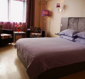 The Land Leopard Hotel  в Шанхае