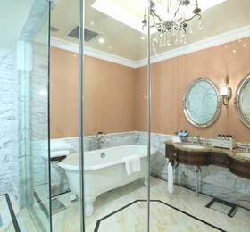 Туры в Aarons House Shanghai  в Китае