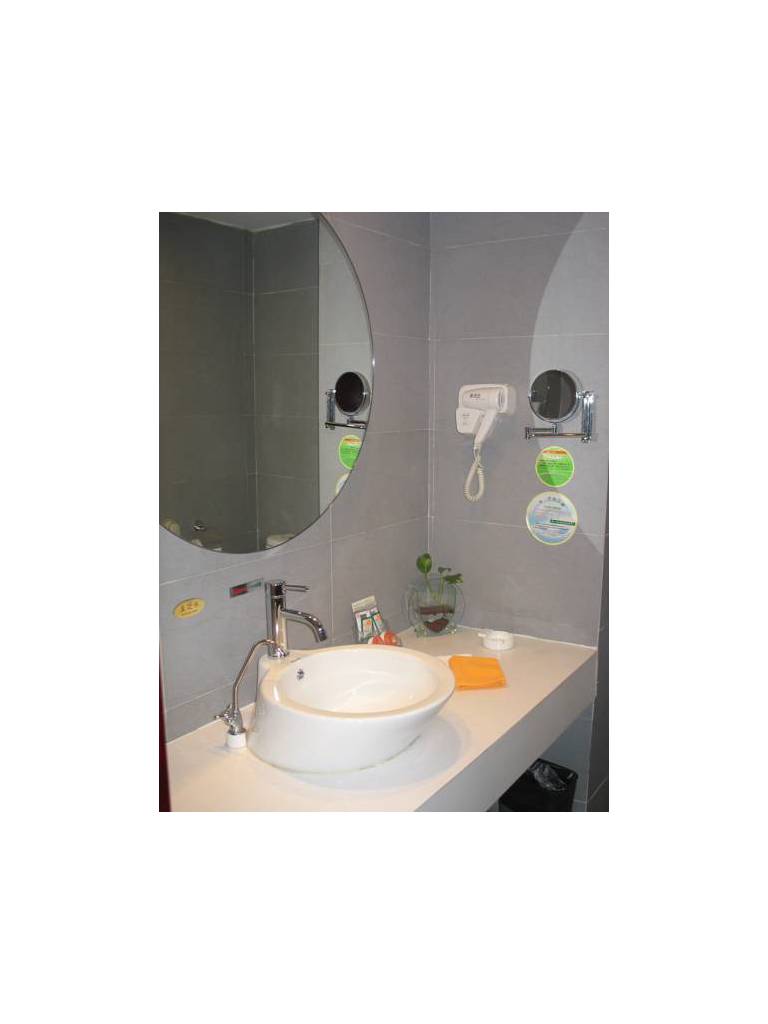 Luoyang Aviation Hotel 