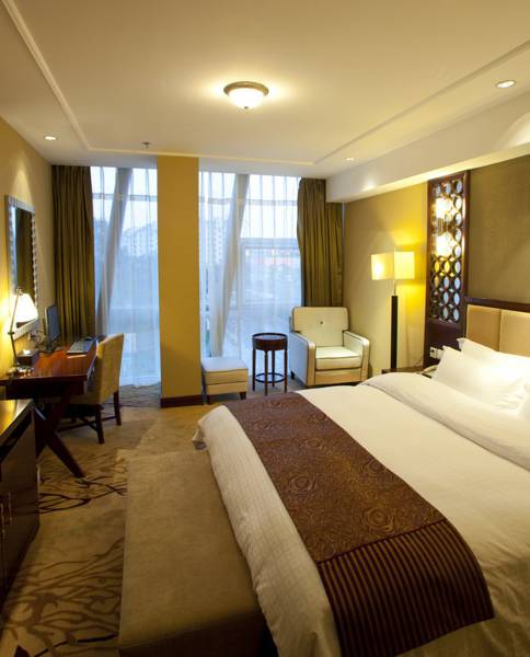 Kunlun Seaview Resort  3*