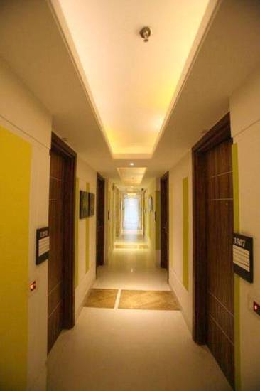 Emblem Hotel, Gurgaon  3* Индия, Гургаон
