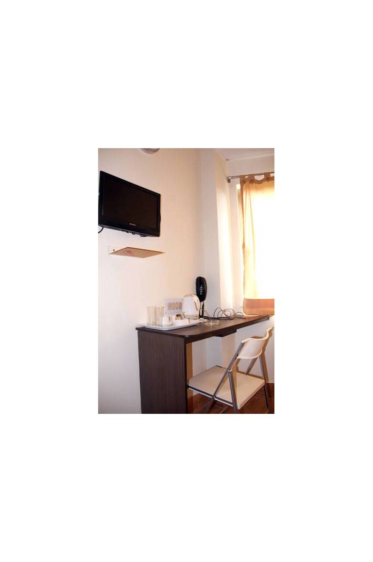 Down Town Guest House 