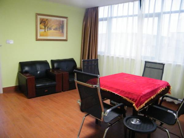 Shanghai Chenyi Hotel 