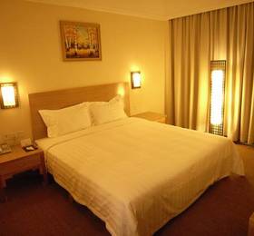 Mei Lin Super 8 Hotel  в Шэньчжэне