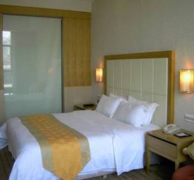 Baiyun Cheerful Hotel  в Гуанчжоу