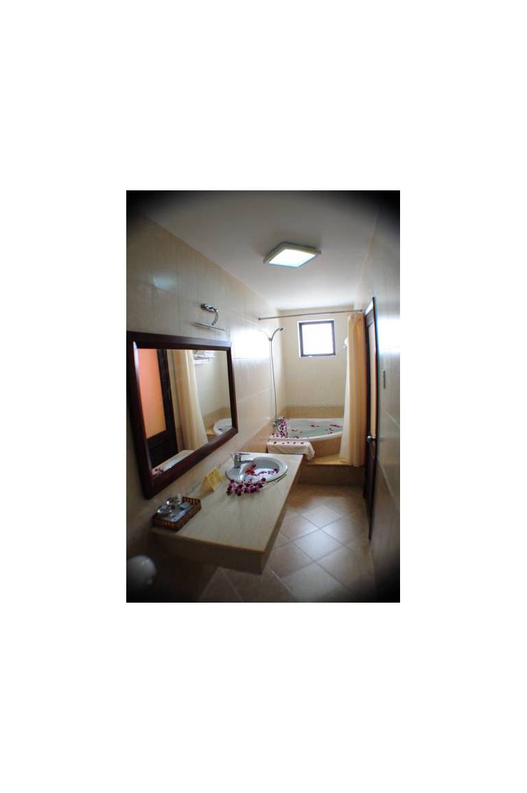 Phuoc Loc Tho 1 Hotel 