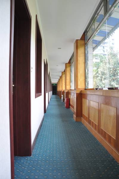 Chengdu Garden Hotel 3*