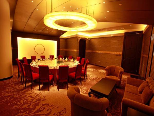 Homa Moon Lake Hotel  3* Китай, Шанхай
