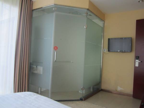 River Business Hotel  Китай, Дэнфэн