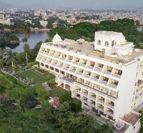 Hotel Hilltop Palace  в Удайпуре