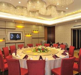 Chun Xue Si Ji Hotel  в Хоххоте