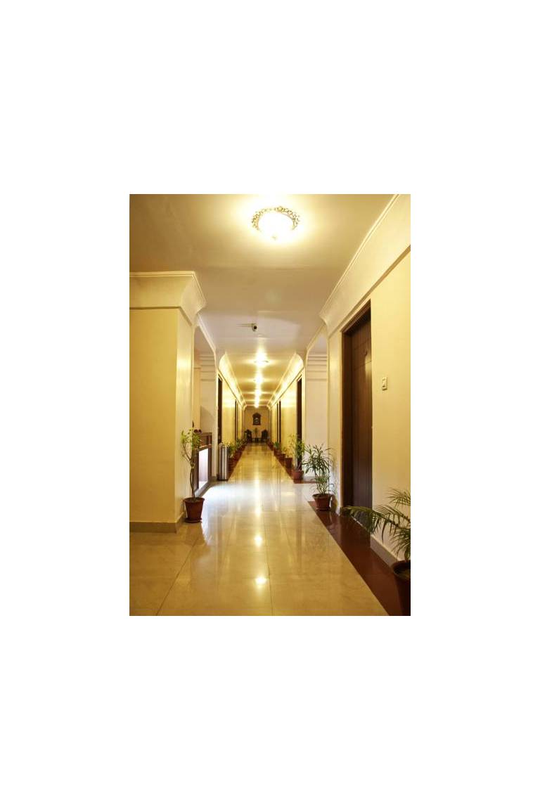 Hotel Mayaa Mansion 