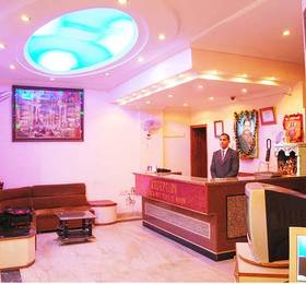 Hotel Western Queen  в Дели