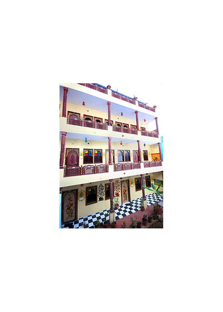 Sarvar Guest House 