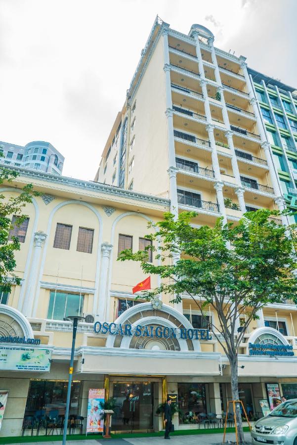 Oscar Saigon 3*