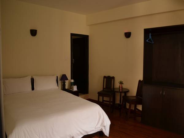 Thamel Eco Resort  3*