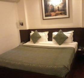Hotel Crystal Inn  в Агре