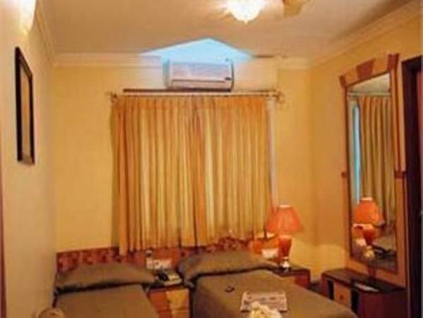 Pleasant Stay Inn  2* Индия, Бангалор