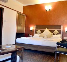 Hotel Vibhavharsh  в Варанаси