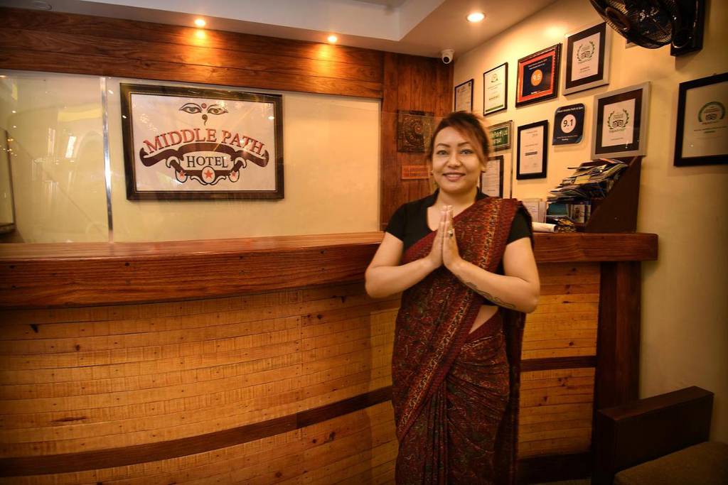 Hotel Middle Path  3*