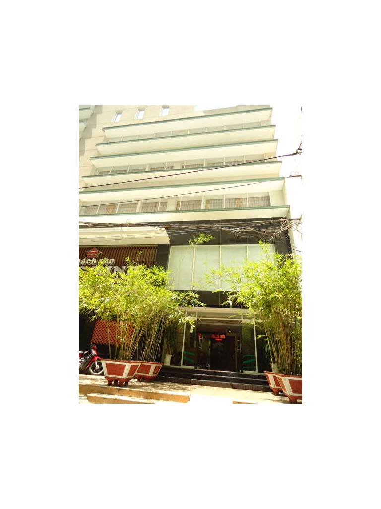 Dong Kinh B Hotel 
