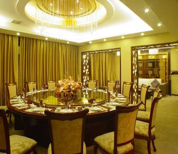 New Yudong Hotel  3* Китай, Лоян