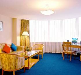 Wuhan Asia Hotel  в Ухане