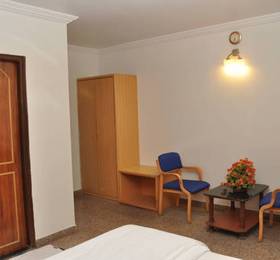 Hotel Peearl Inn  в Бангалоре