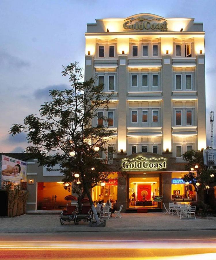 Gold Coast Hotel