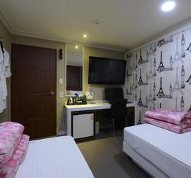 Top Motel Busan  в Пусане
