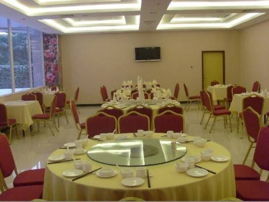 ZhongQiao Hotel