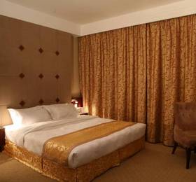 River-sky Hotel  в Цзямусы
