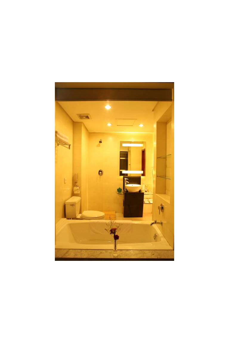 River-sky Hotel 