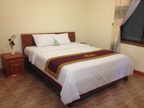 Van Xuan Hotel 