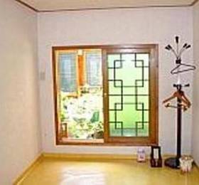 Friends House  в Сеуле