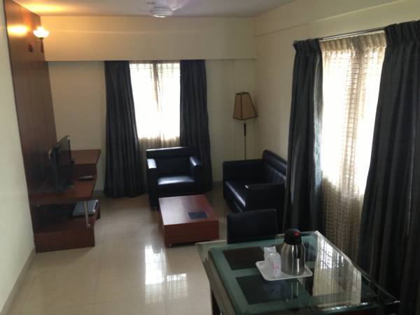 Empire Suites  3* Индия, Бангалор