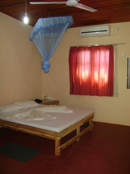 Regalia Hotel  3*