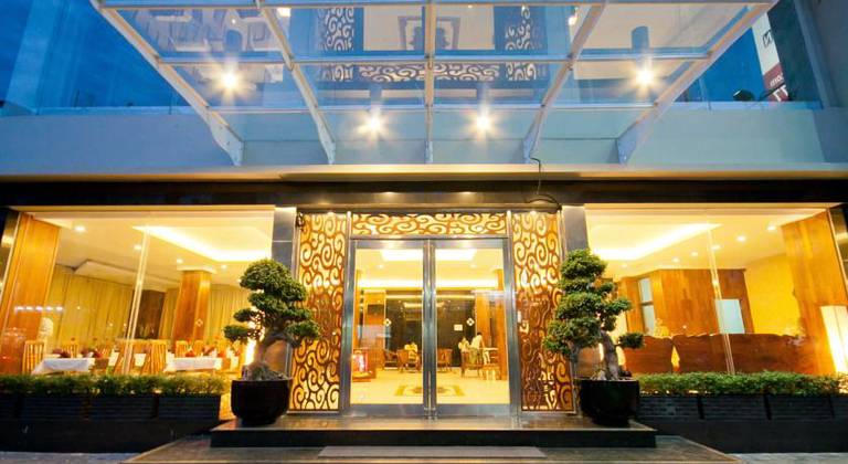 Diamond Hotel 