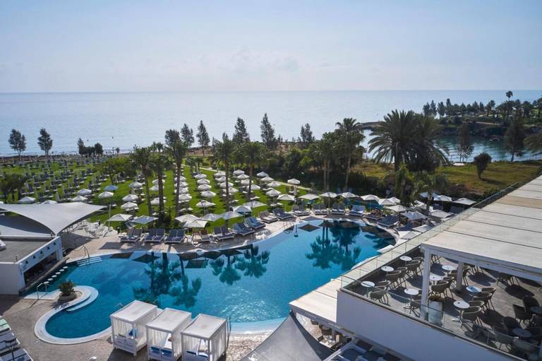 Atlantica Sea Breeze Hotel