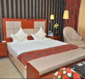 Hotel Paraag  в Бангалоре