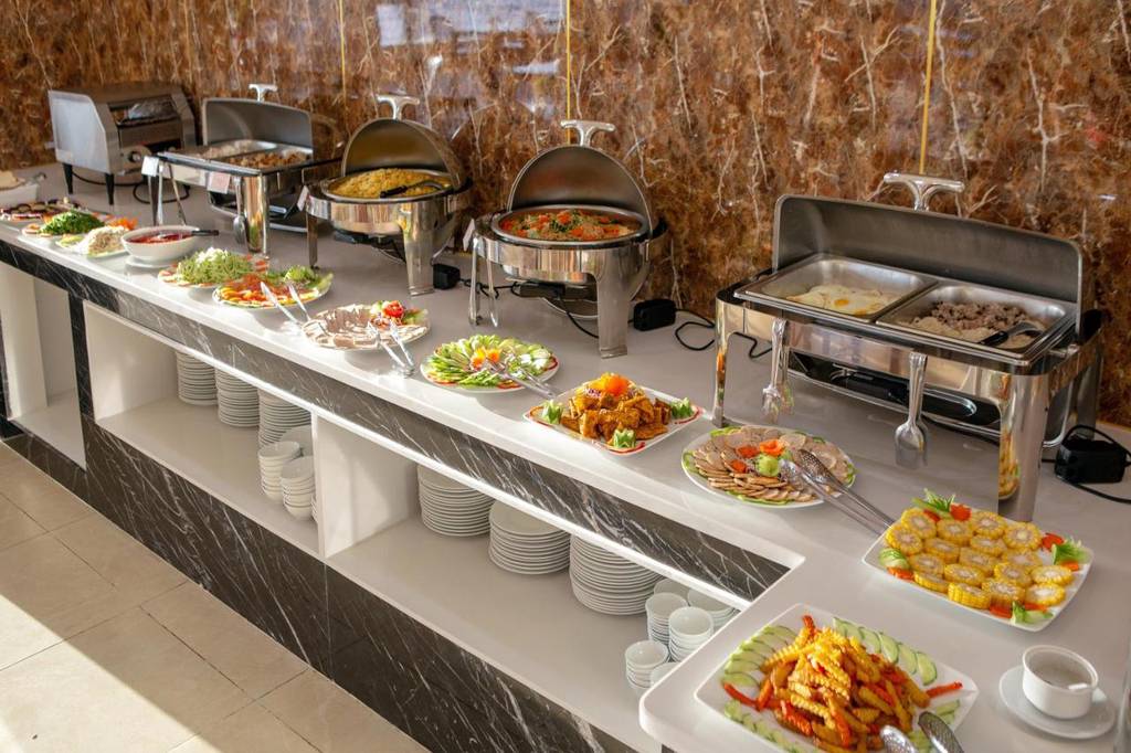 Corvin Hotel  3*