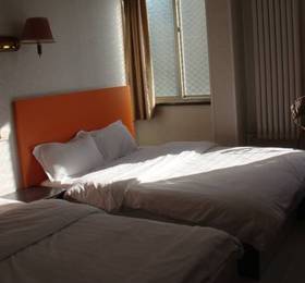 Haina Hotel  в Пекине