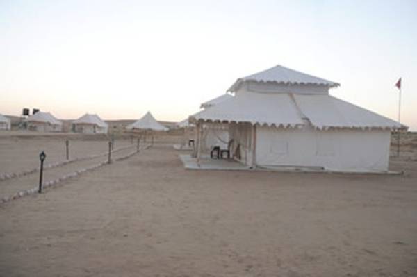 Royal Camps 