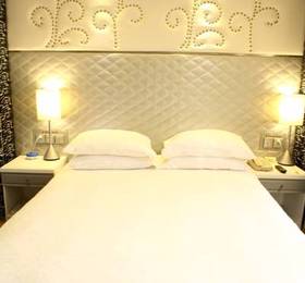 Relax Hotel  в Ханчжоу