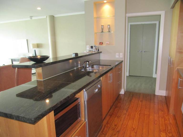 Auckland Waterfront Serviced Apartments on Prince's Wharf 