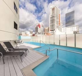 Adina Apartment Hotel Perth, Barrack Plaza в Перте